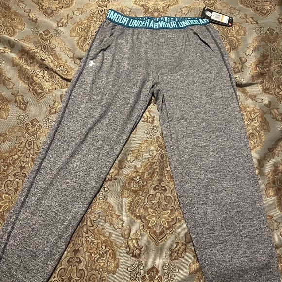 Under Armour Women’s Size Small Joggers - Picture 1 of 1